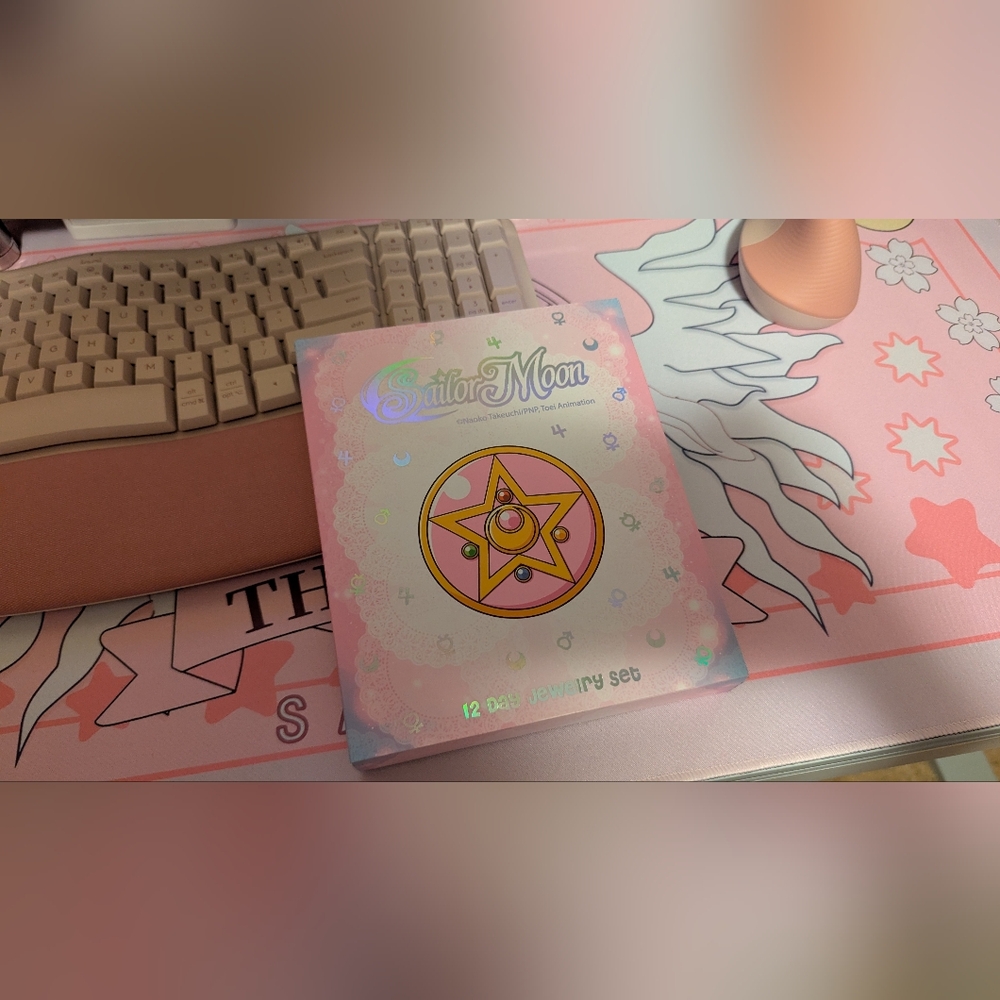 Pretty Guardian Sailor Moon Advent Calendar Jewelry Set